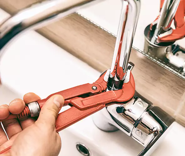 Expert Leak Repair Plumber in Florida Ridge, FL